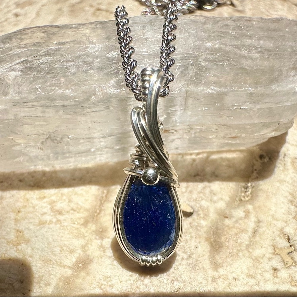 Sterling Silver Blue Sapphire Necklace Pendant - Picture 10 of 12